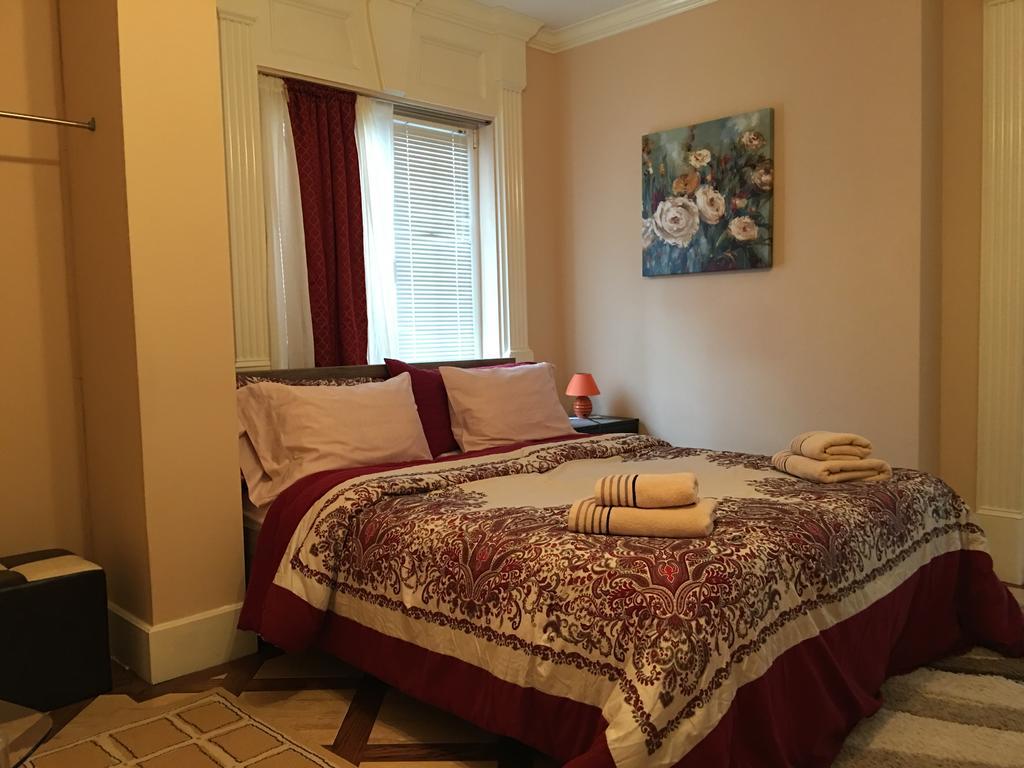 Casa Iulia Hotel Haţeg Buitenkant foto